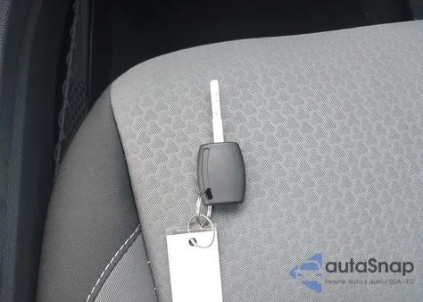 2017 Ford Escape Se z USA, uszkodzony, nr VIN 1FMCU9GD4HUB38932